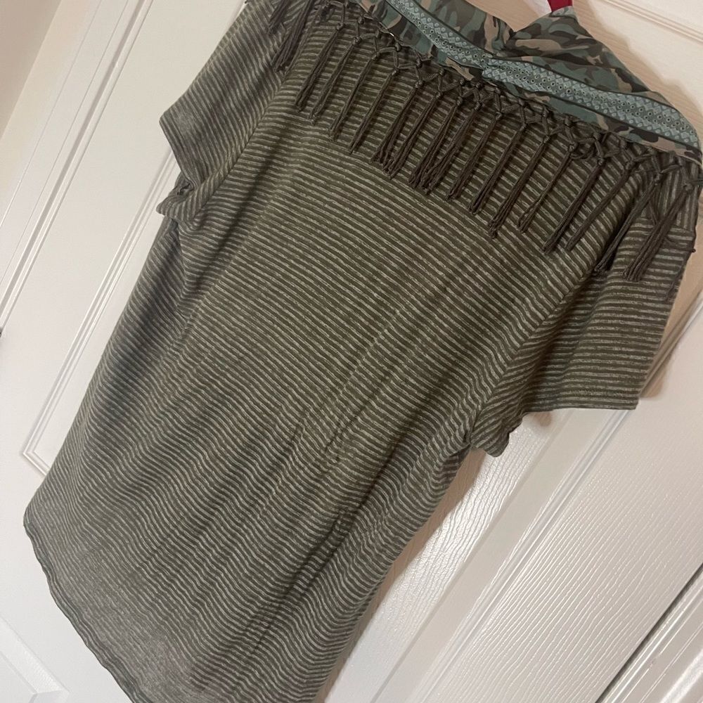 World Unity dress top, size XXL with scarf - Picture 6 of 7